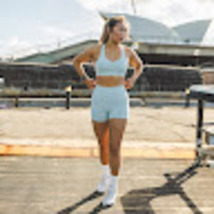 Meet your Posher, Gabriela